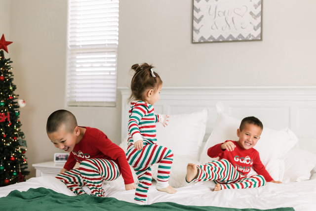 Christmas Pajamas for the Family | www.thisfamilee.com